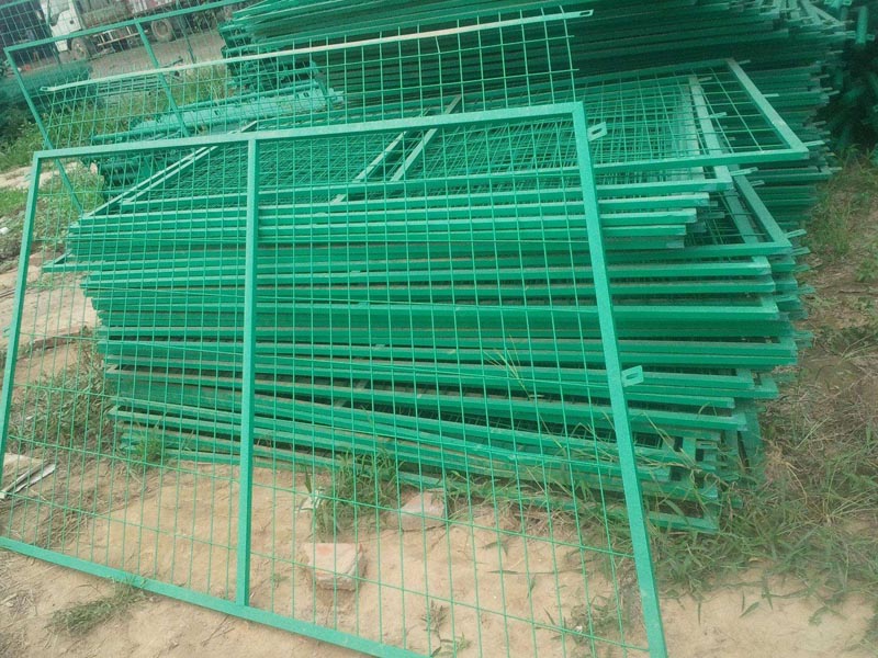 高速公路護欄網